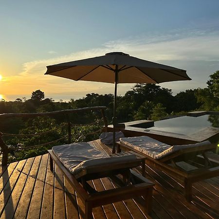 Nakabalo Guesthouse & Restaurant Сикихор Экстерьер фото