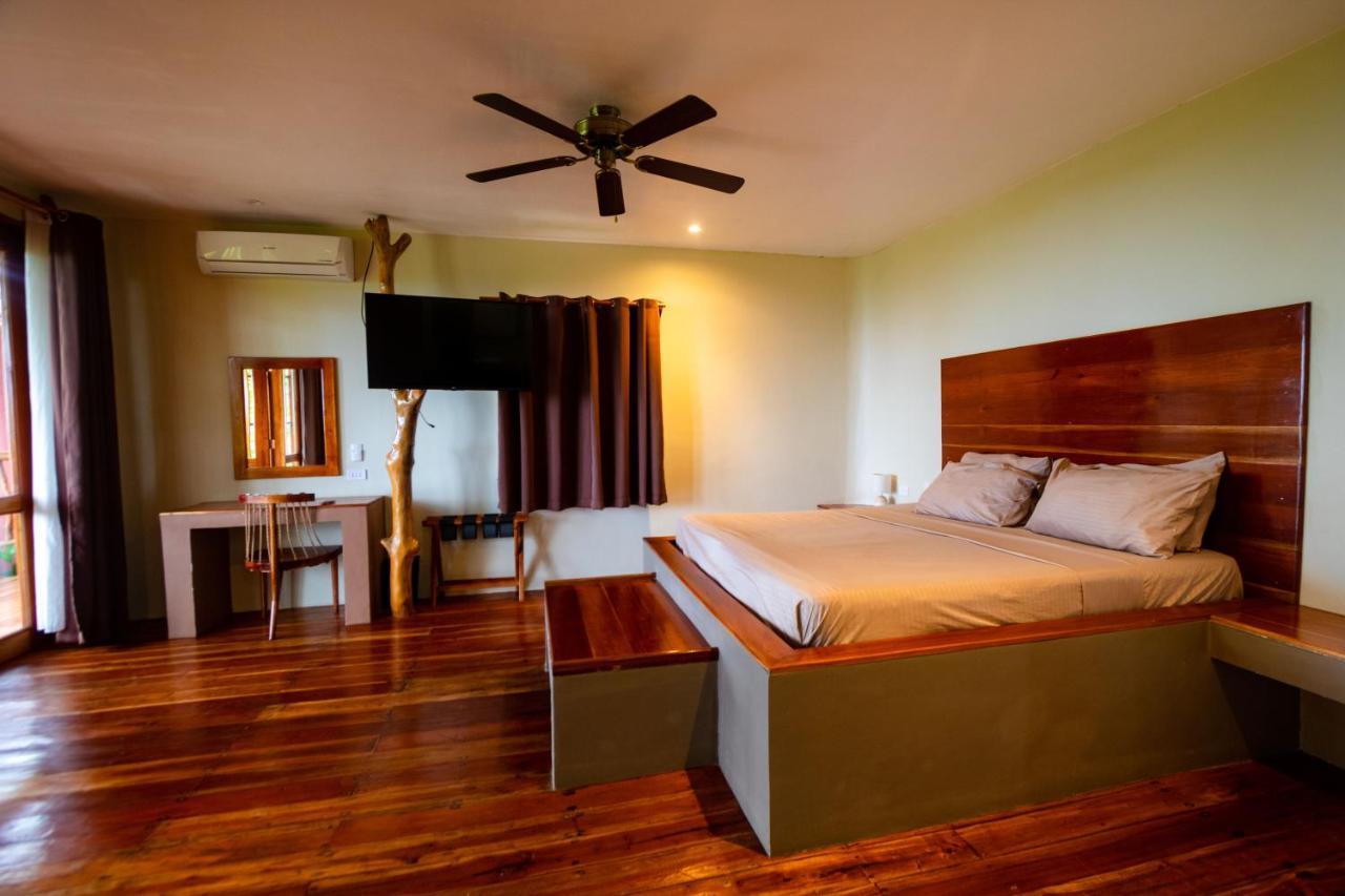 Nakabalo Guesthouse & Restaurant Сикихор Экстерьер фото