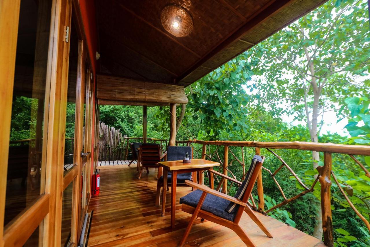 Nakabalo Guesthouse & Restaurant Сикихор Экстерьер фото